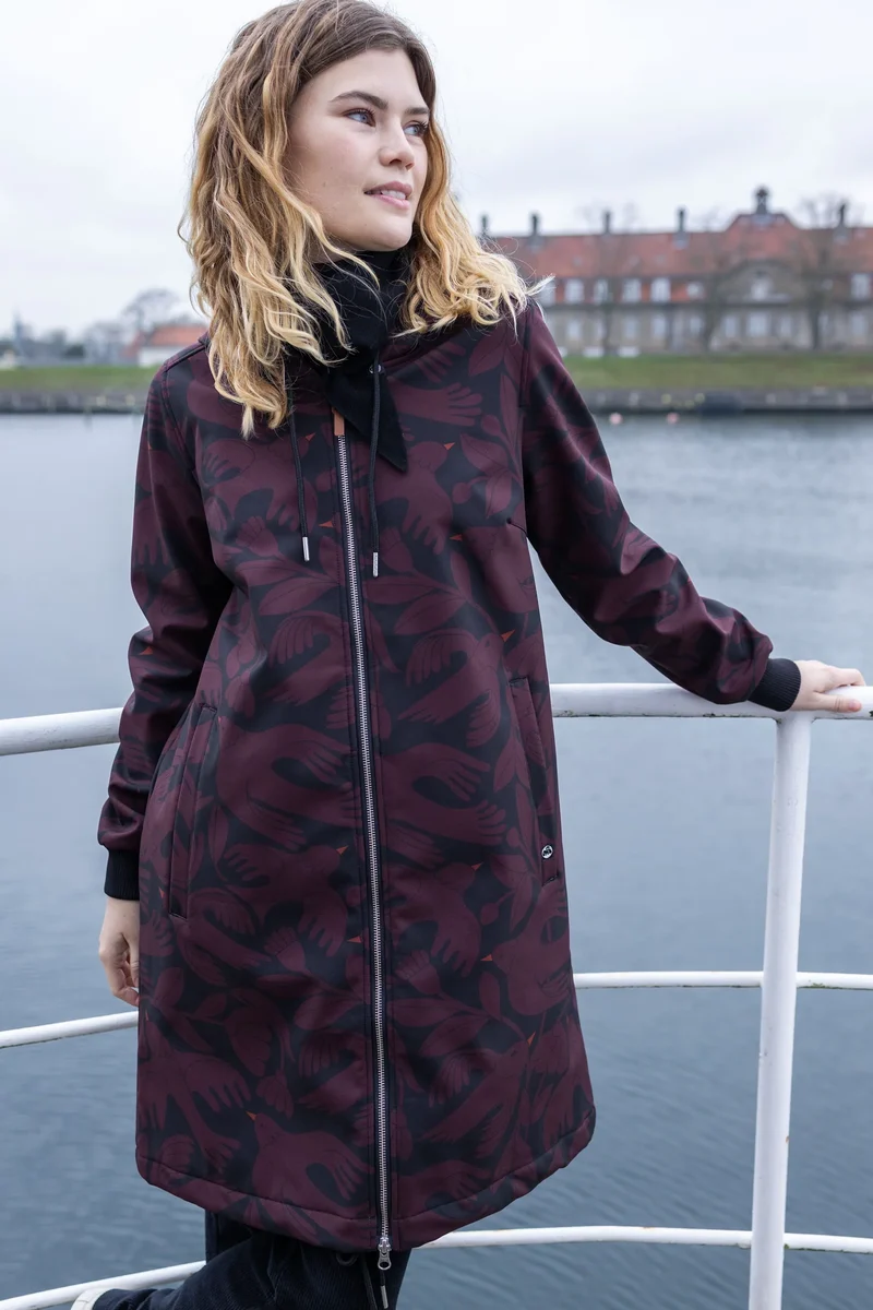 Danefae Danekarla Softshell Black/Dark Wine Birdie up
