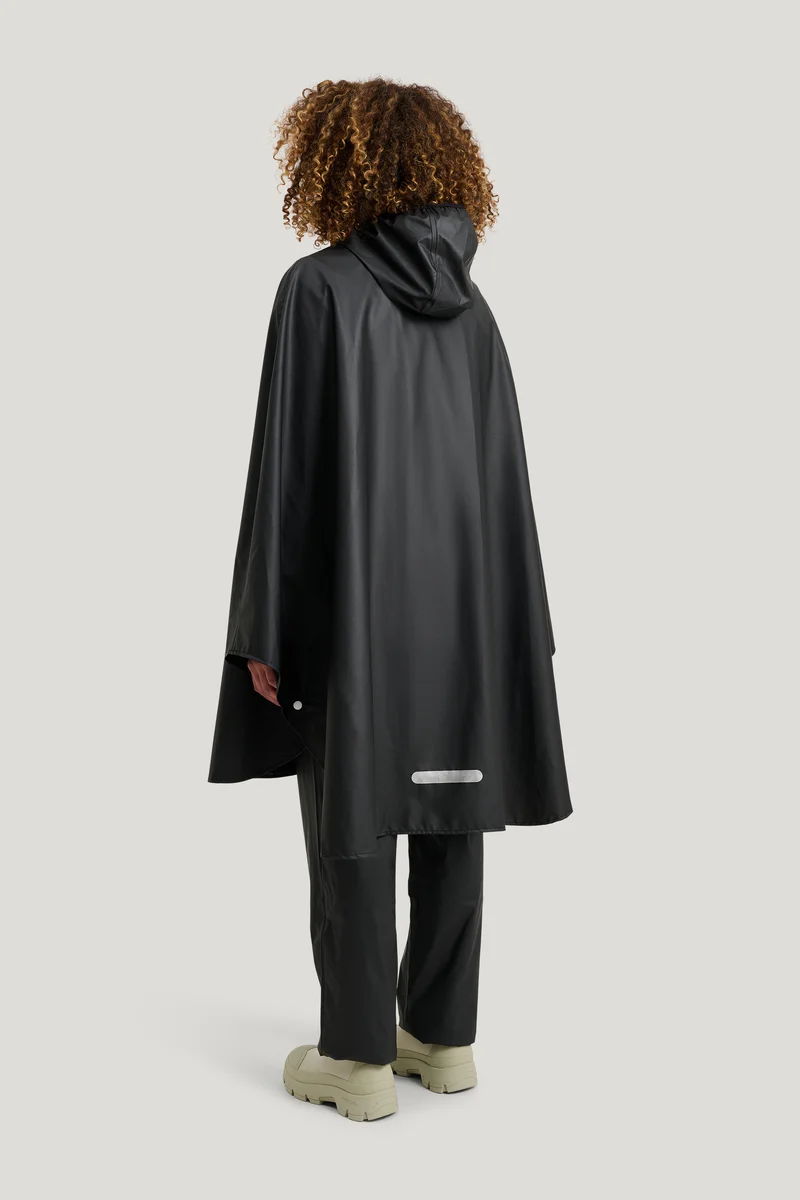 Tretorn Light Rain Poncho zwart | Opvouwbare regenponcho