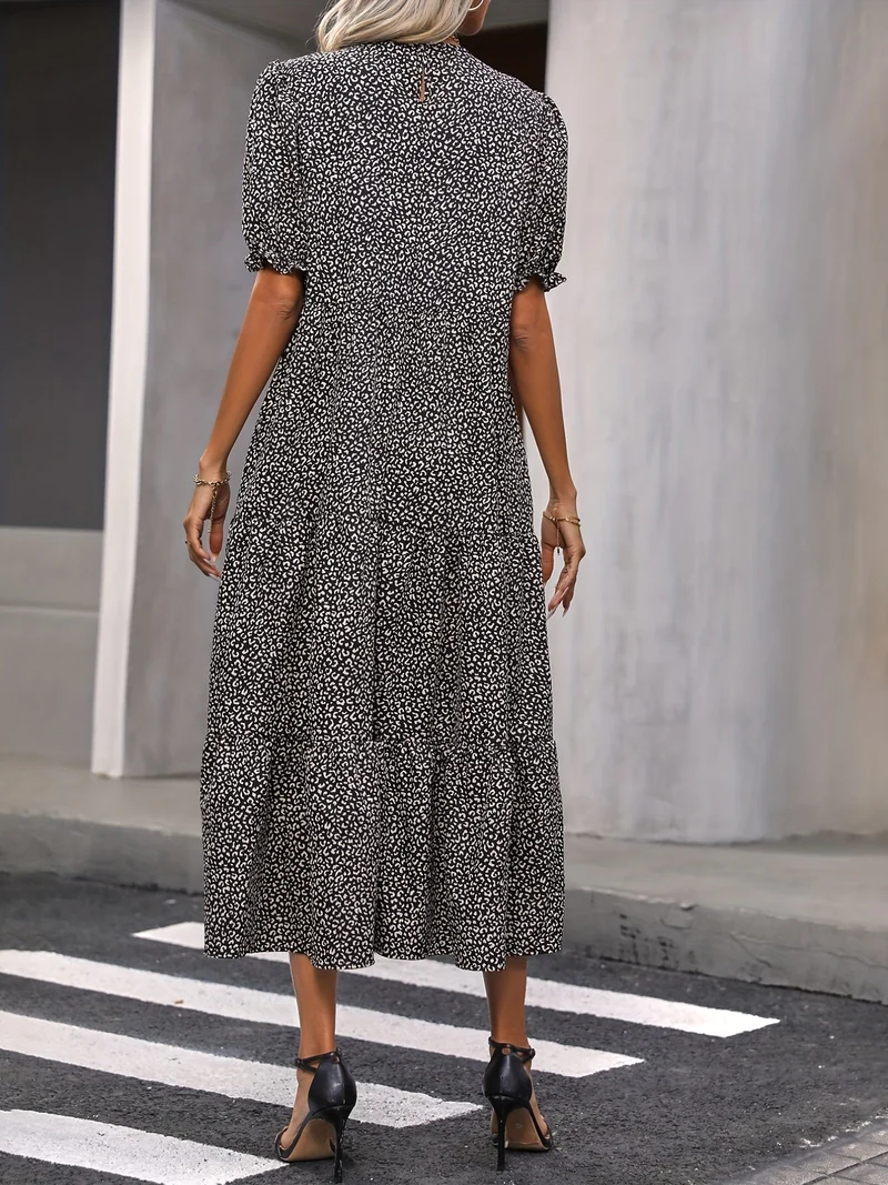 Adelina | Kleid mit puffärmel und Stufen