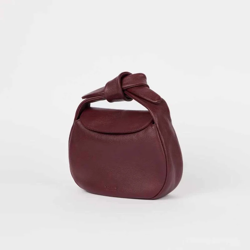Kabelka O my Bag Amsterdam - Coco Croissant - Dark Cherry