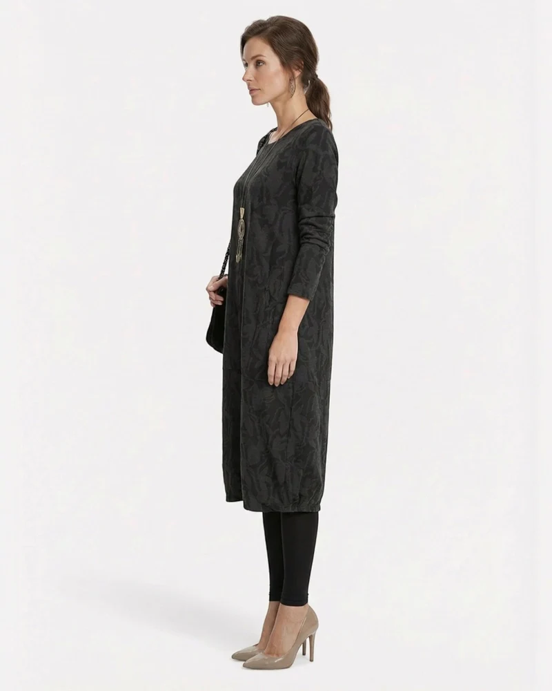 Langarmiges Winter Midi Strickkleid mit bedrucktem Muster