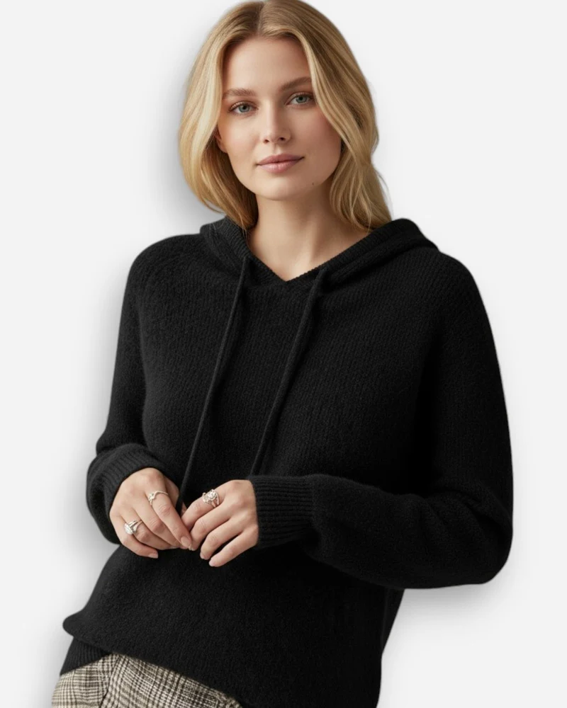 Weicher gerippter pullover für Damen mit Kapuze