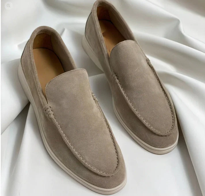 Loafer Schuhe für Herren in Velours-Optik mit Mokassin-Naht und Gummisohle