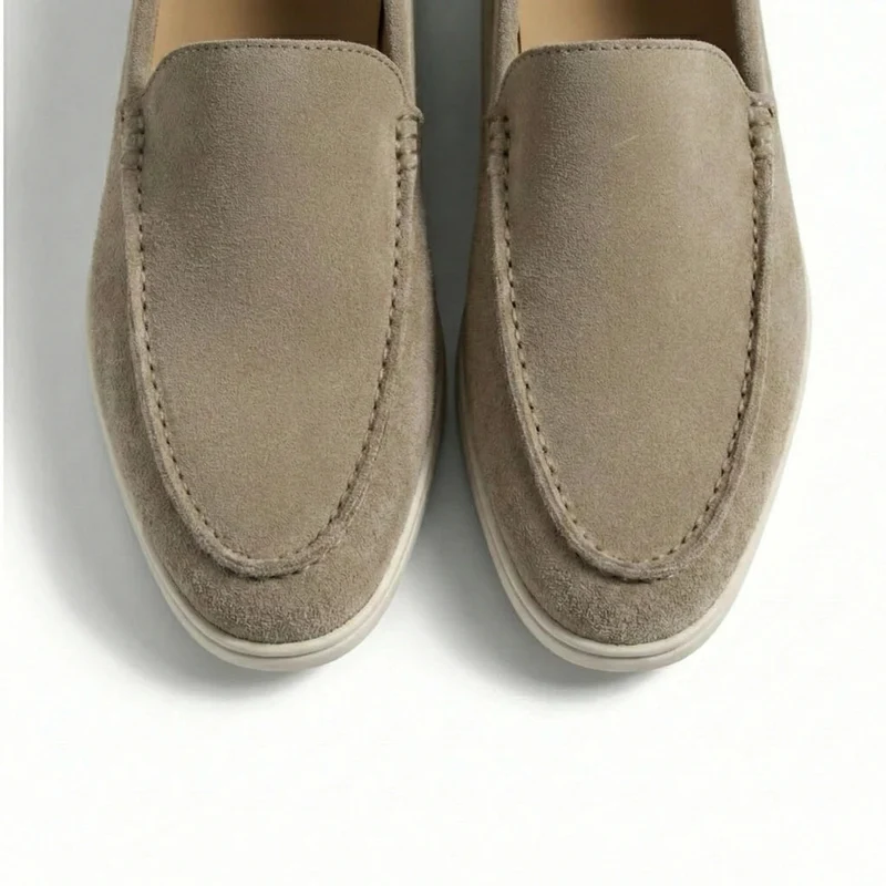 Loafer Schuhe für Herren in Velours-Optik mit Mokassin-Naht und Gummisohle