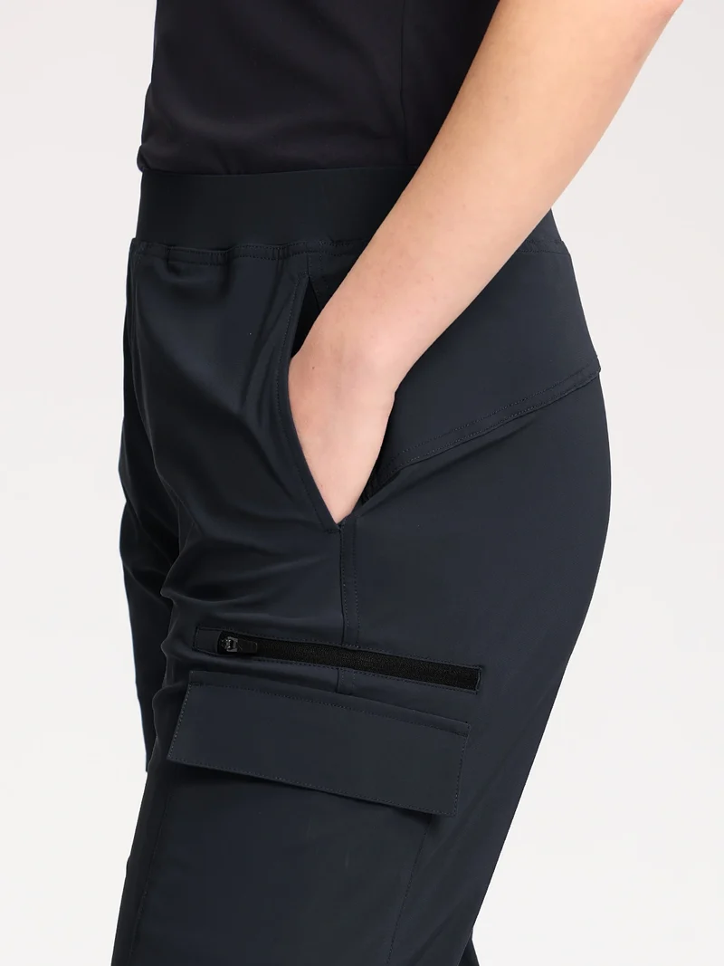 Women's UPF 100+ Pull-On Cargo Hiking Pants