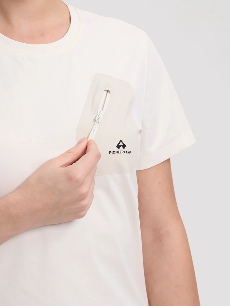 Women's Moisture-wicking Short Sleeve Tee