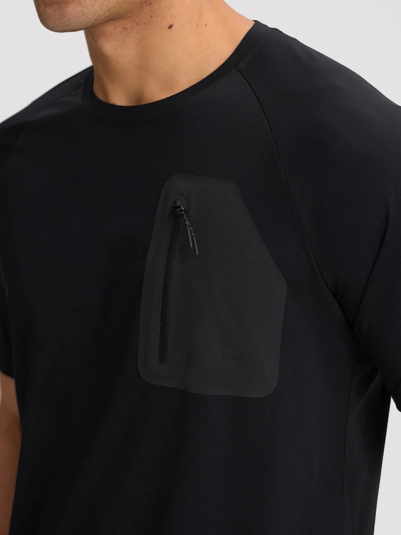 Men's Moisture-wicking Short Sleeve Tee
