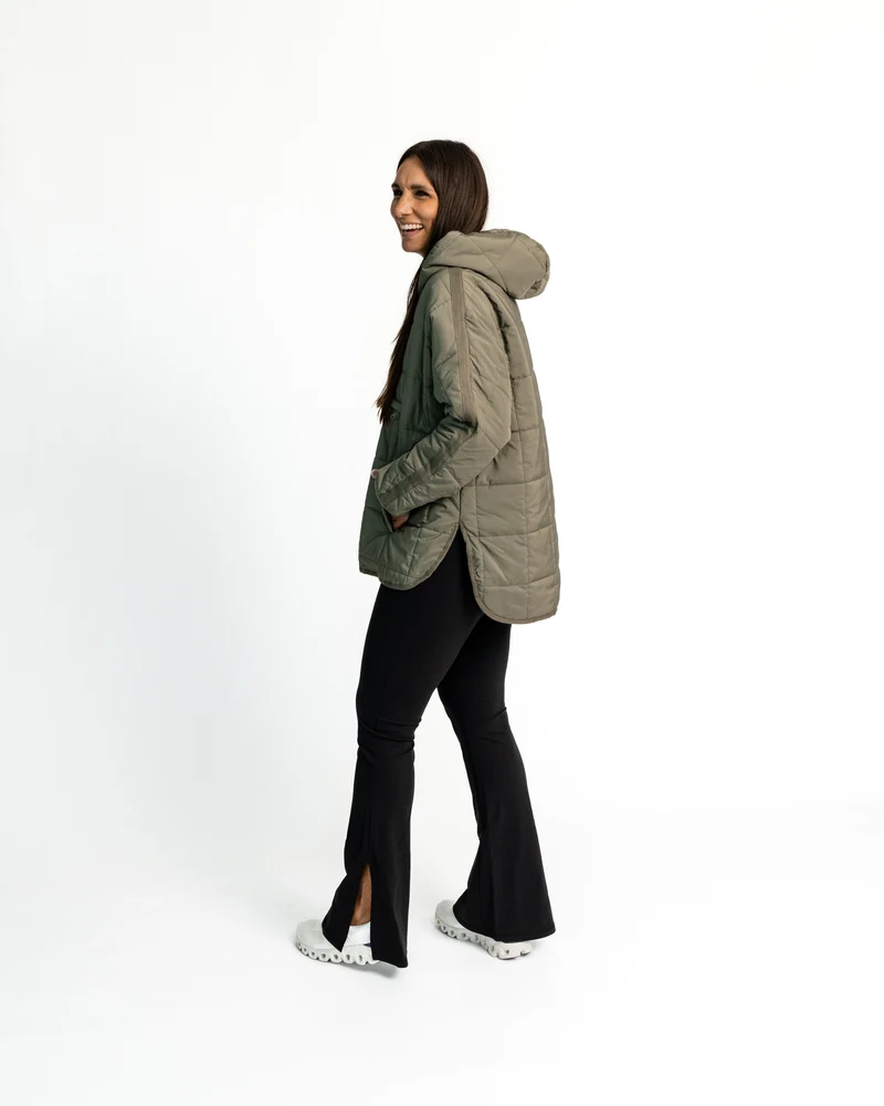Windbreaker Jacke (mit Kapuze)
