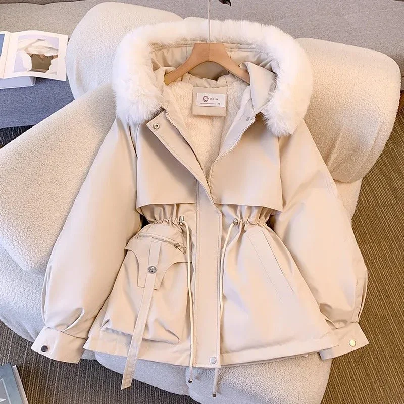Damen Winterparka mit Kunstfell Kapuze und verstellbarer Taille