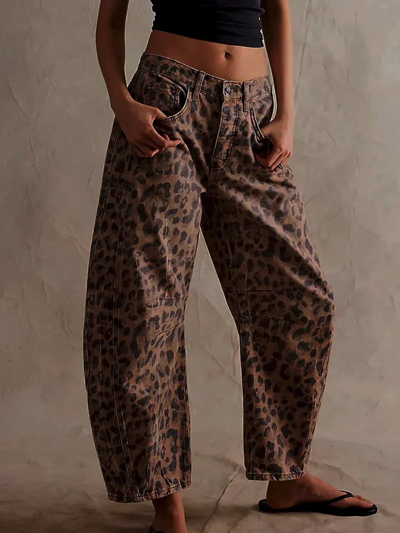 Damen Jeans im Fassschnitt
