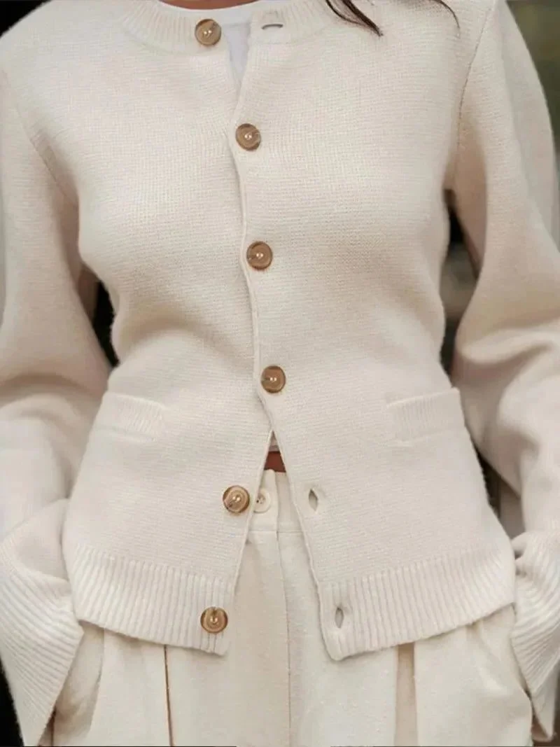 Lea | Damen Strickjacke Entspannt zum Überziehen