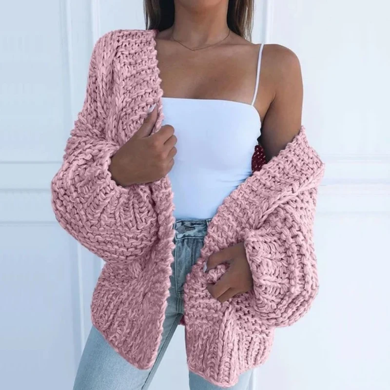 Johanna | Elegante Damen Strickjacke aus grober Wolle
