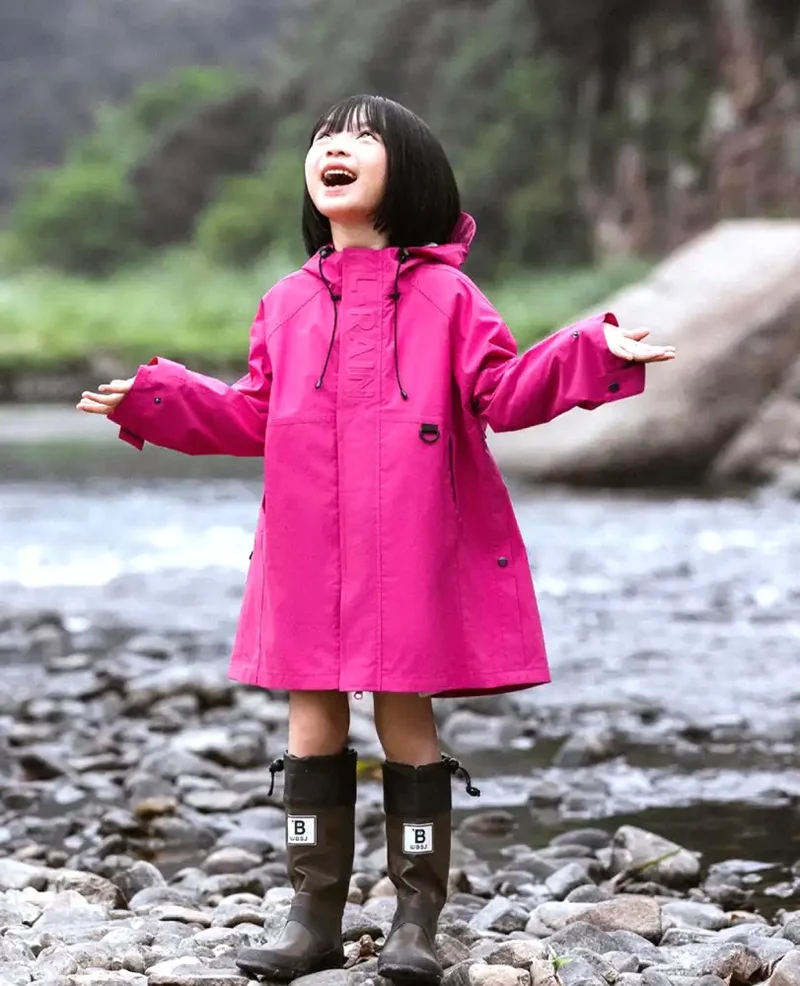 Weite Regenjacke Damen kurz