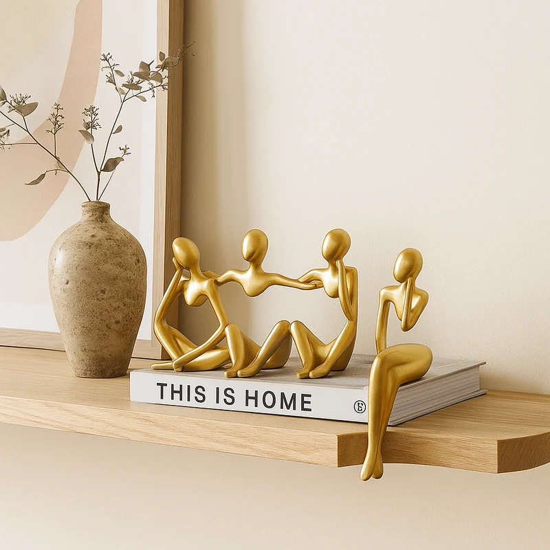 MindMuse – Goldene abstrakte Denkerstatuen in einzigartigen künstlerischen Positionen