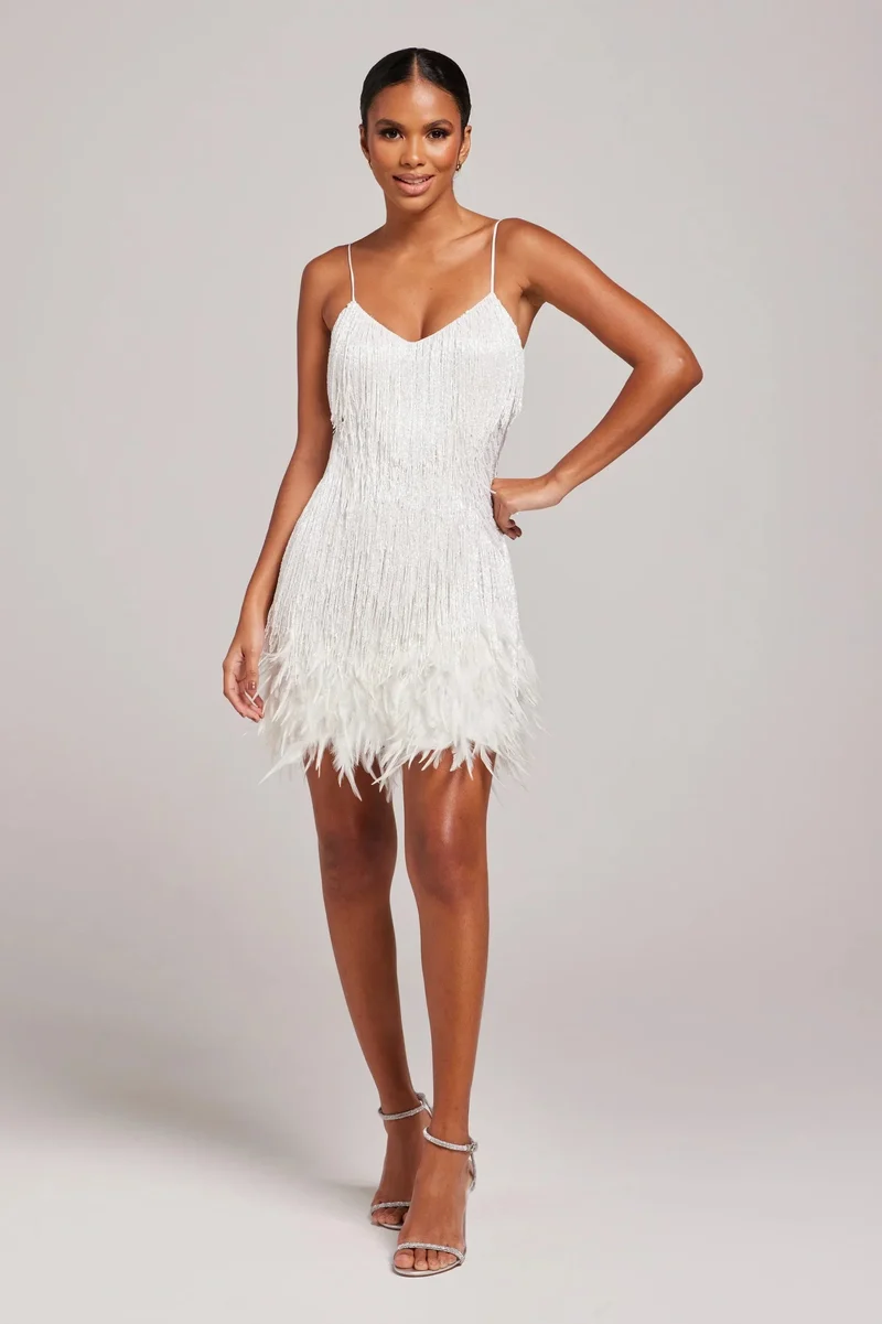 Astrid Fjerfrynsede Minikleid – Glamouröses Perlenbesetztes Festkleid