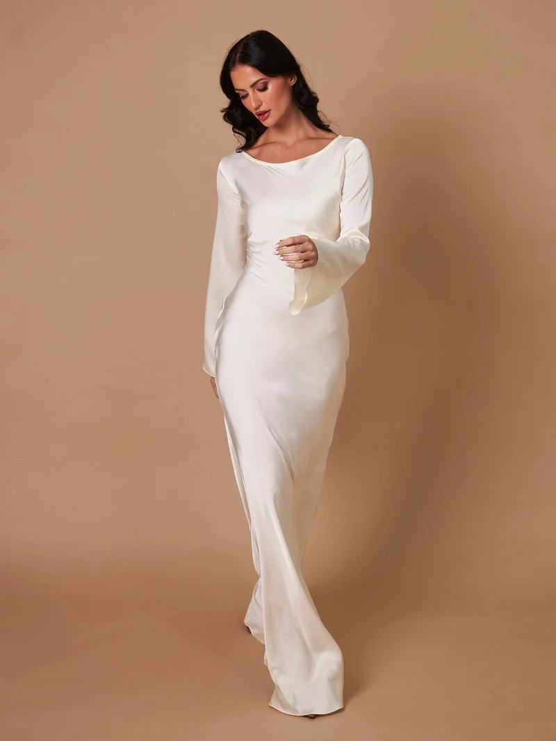 Katja | Damen Elegantes Satin Maxikleid mit langen Ärmeln