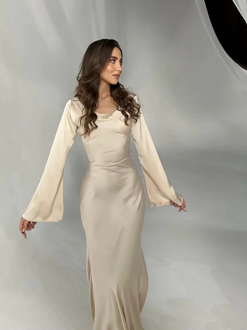 Katja | Damen Elegantes Satin Maxikleid mit langen Ärmeln