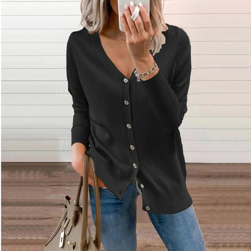 Klara | Damen klassische Strickjacke für den Alltag