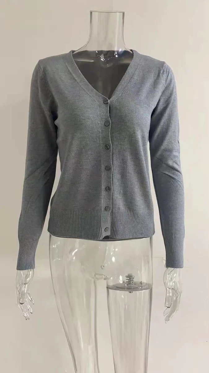 Klara | Damen klassische Strickjacke für den Alltag