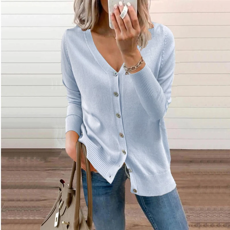 Klara | Damen klassische Strickjacke für den Alltag