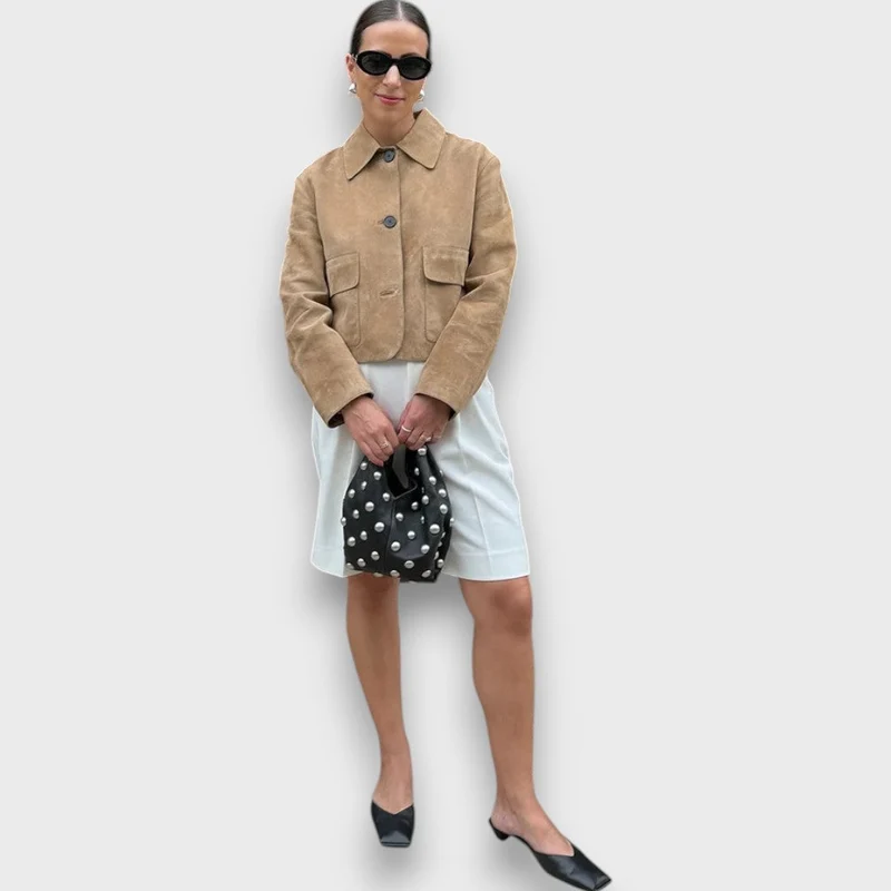 Naomi – Elegante Wildlederjacke mit klassischem Schnitt