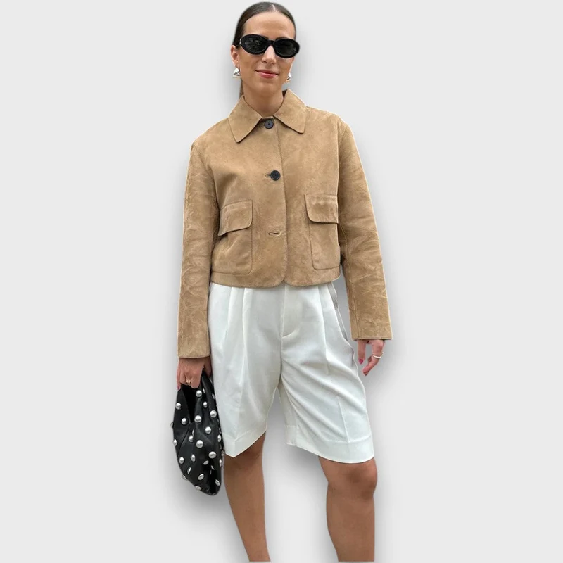 Naomi – Elegante Wildlederjacke mit klassischem Schnitt