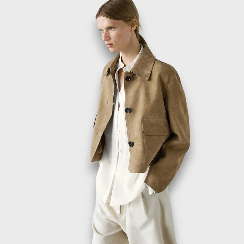 Naomi – Elegante Wildlederjacke mit klassischem Schnitt