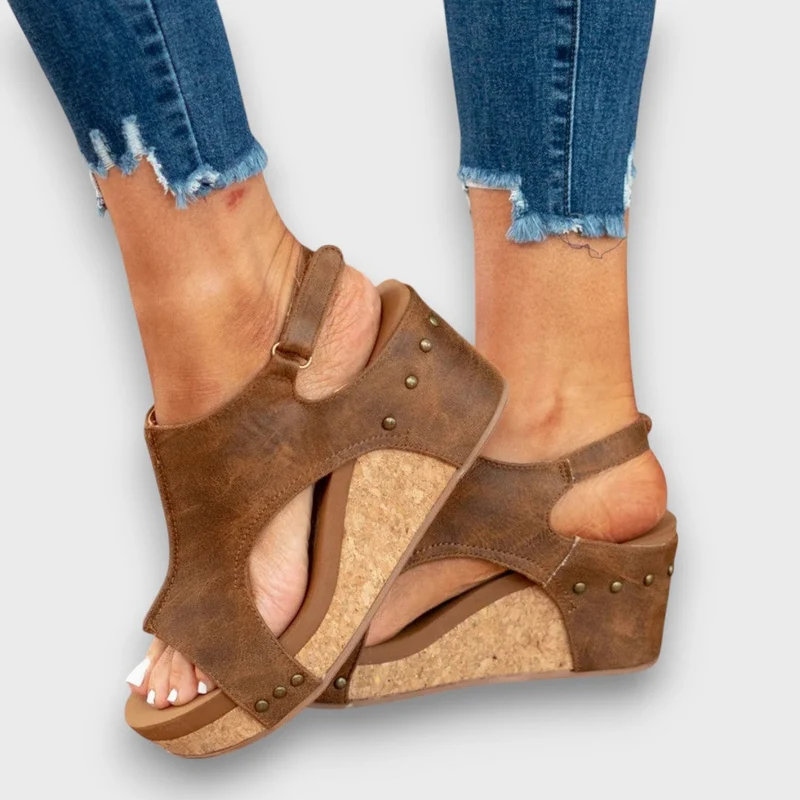 Liane – Keilsandalen mit Softleder-Effekt