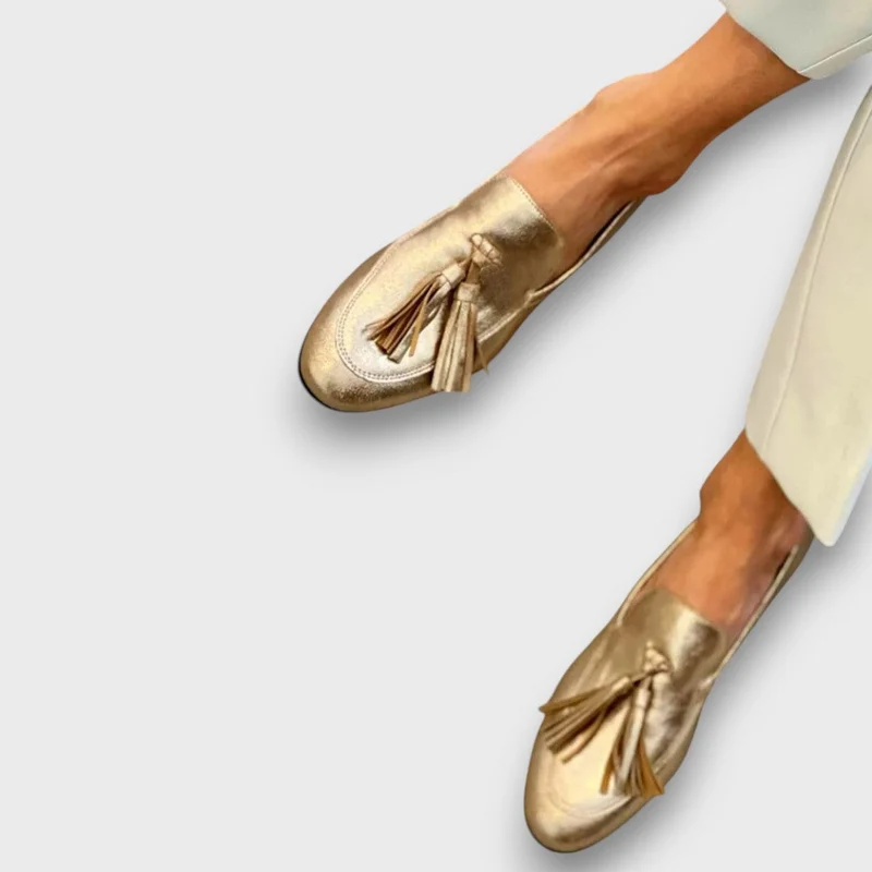 Beatrice – Goldene Loafer mit Glanz