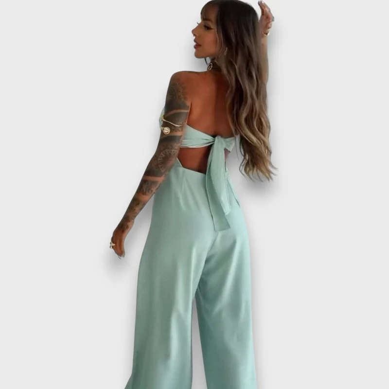 Salome – Jumpsuit mit Cut-out und Rückendetail