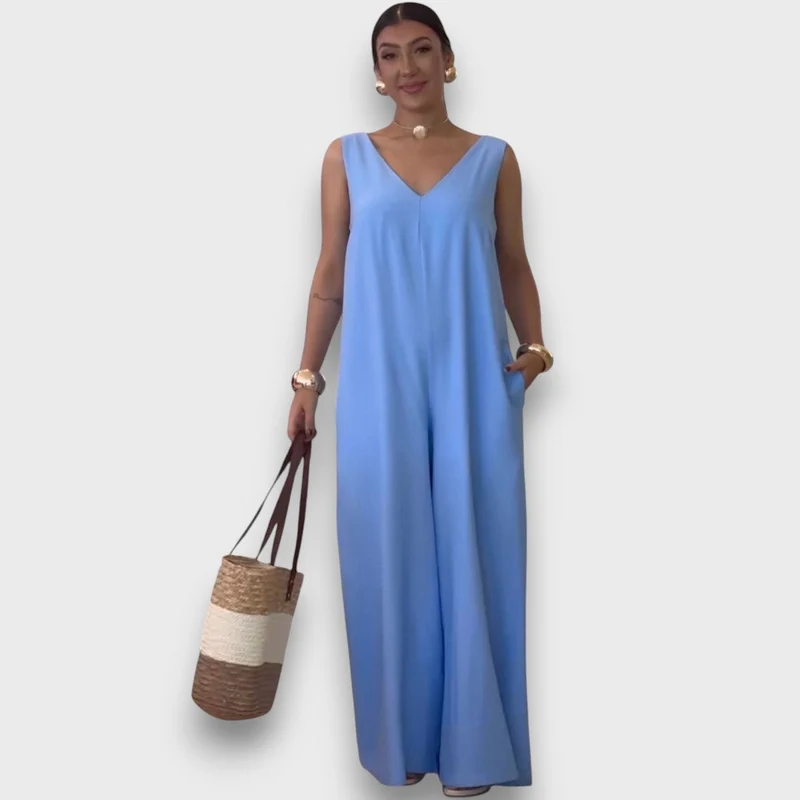 Aubrine – Fließender Jumpsuit mit V-Ausschnitt