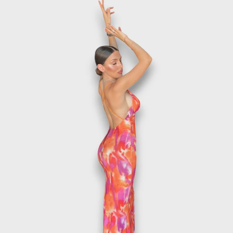 Ravena – Figurbetontes Sommerkleid mit Spaghettiträgern