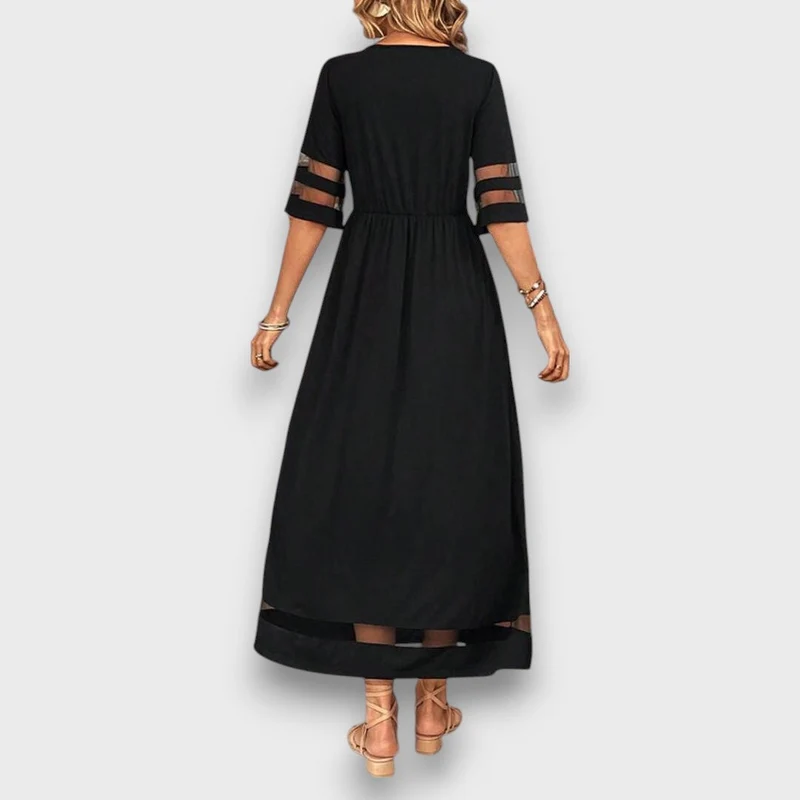 Lenava – Schwarzes Kleid mit transparenten Akzenten