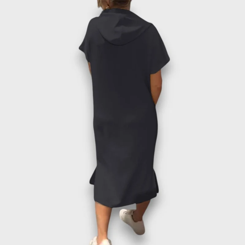 Yareni – Hoodie-Kleid mit urbanem Flair