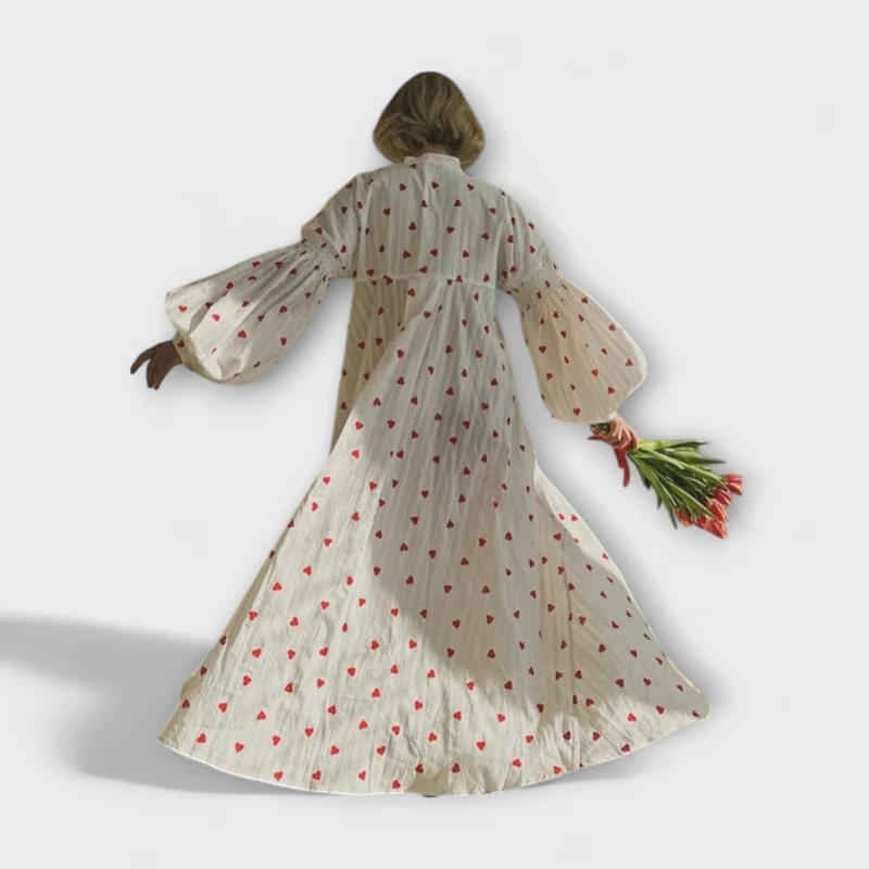 Elna – Romantisches Jacquardkleid mit Herzmuster