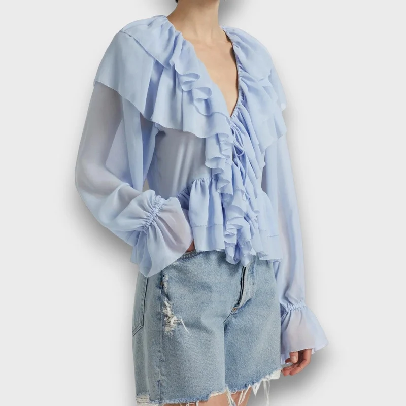 Elorie – Verspielte Volantbluse mit Retro-Flair
