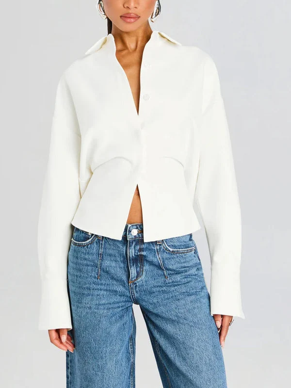 Celene – Strukturbluse mit modernem Twist
