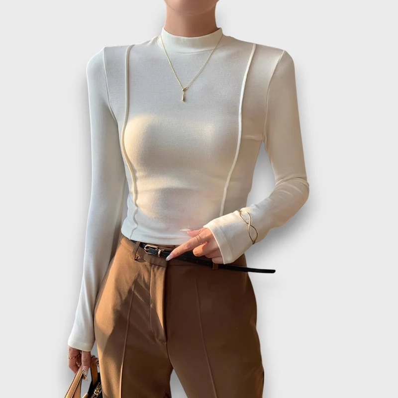 Audrine – Schmal geschnittener Longsleeve mit eleganter Linie