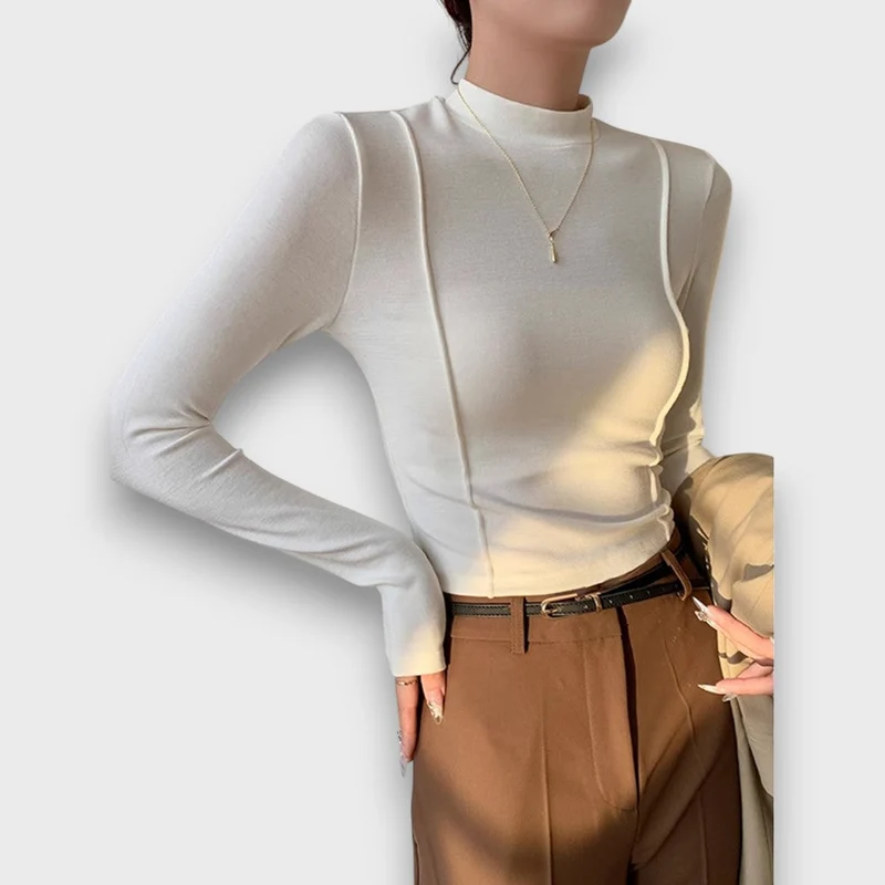 Audrine – Schmal geschnittener Longsleeve mit eleganter Linie