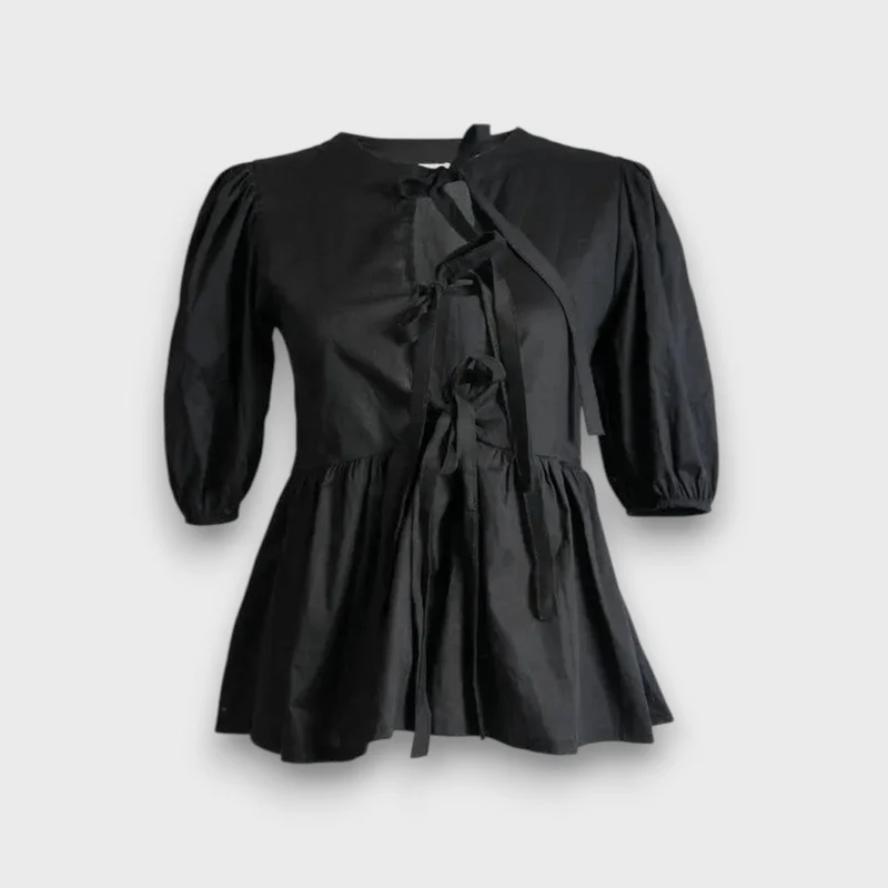 Liora – Romantische Bluse mit Schleifendetail