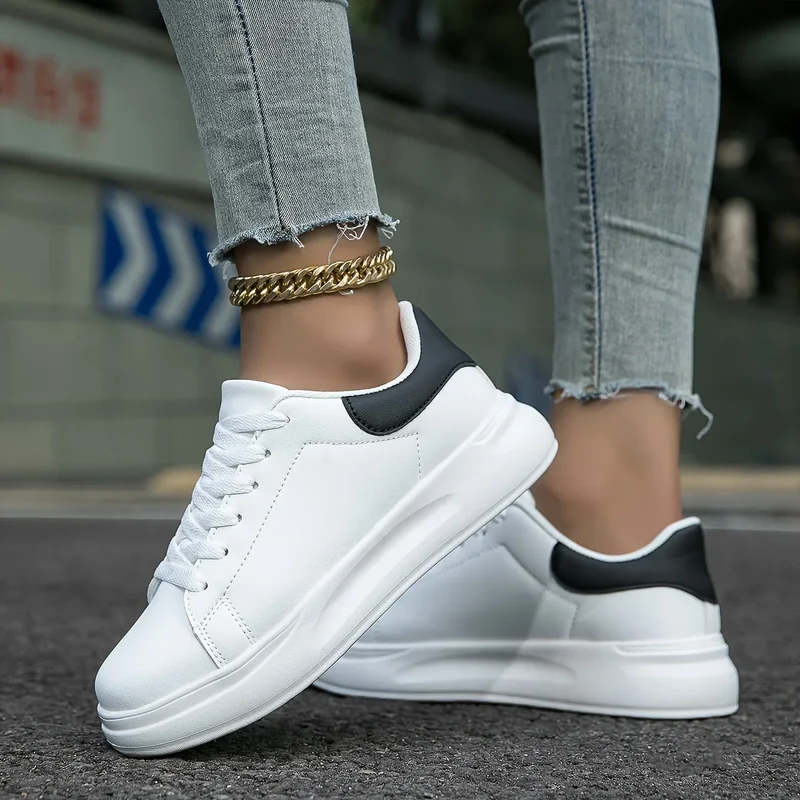Damen Sneaker mit Kontrastdetails