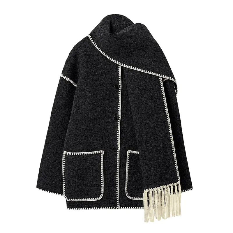 Kurze Damen Jacke mit Schal Fransen und Kontrastnähten
