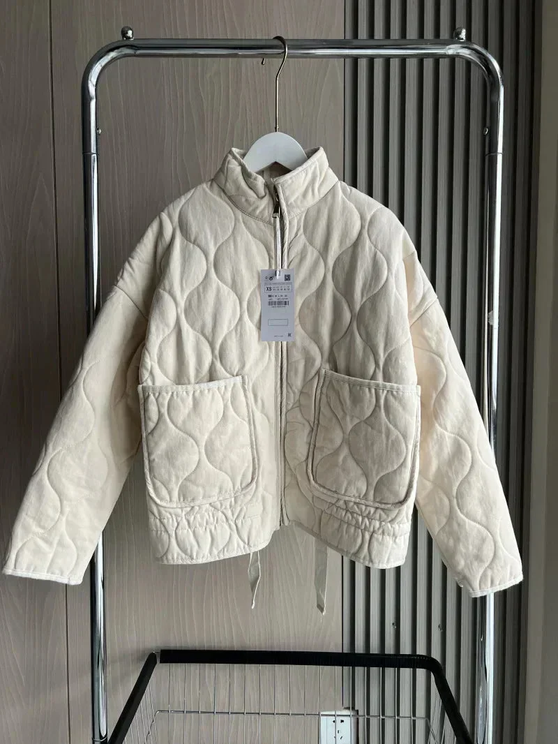 Damen Jacke mit Stehkragen und Taschendetails