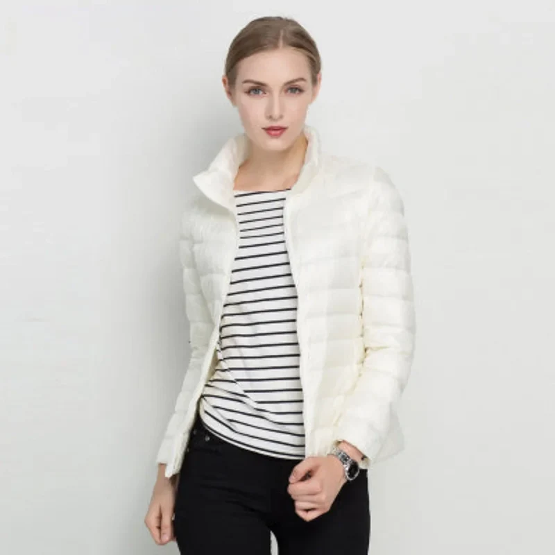 Damen Steppjacke mit leichter Fütterung und Stehkragen