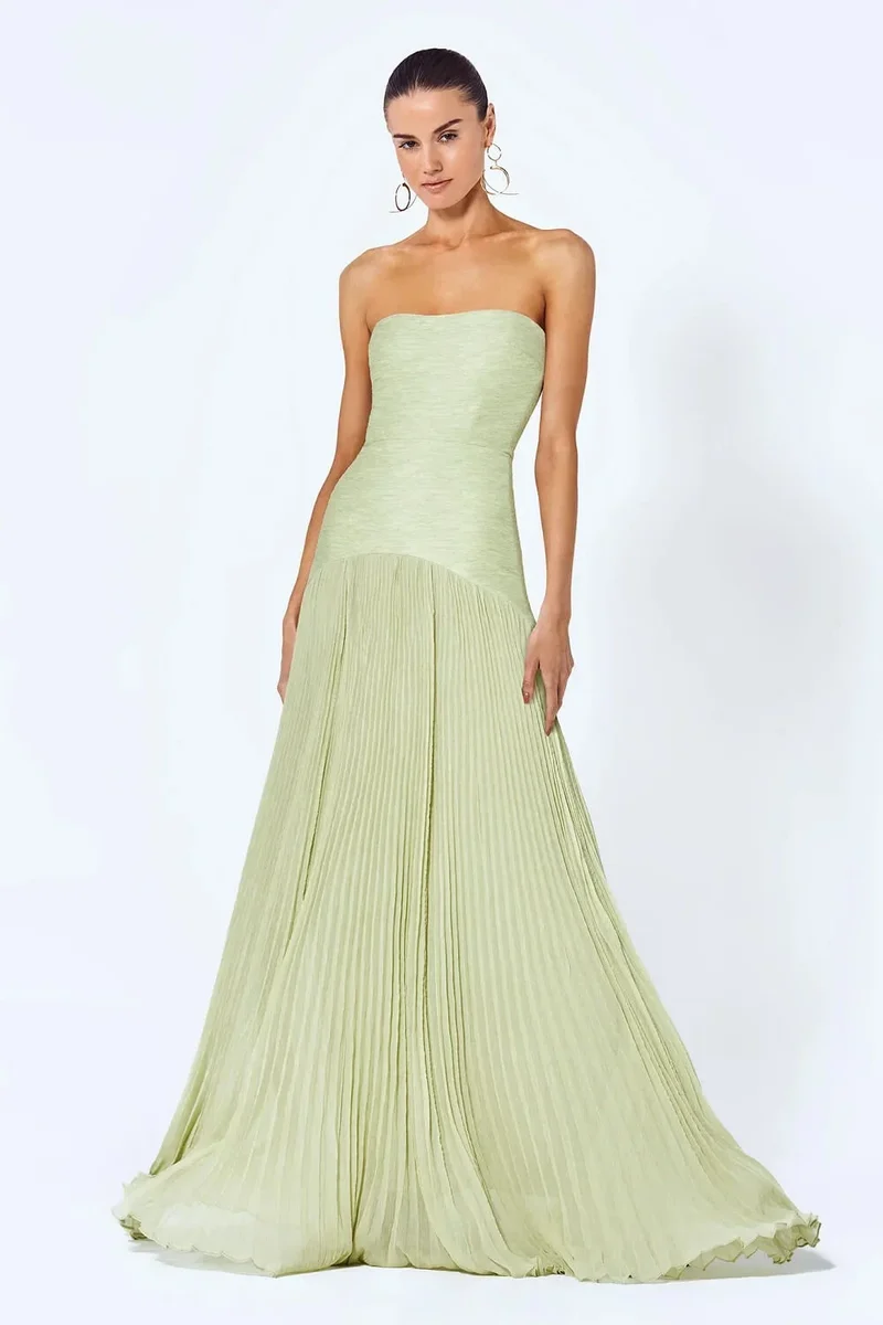 Damen Maxikleid in Olivgrün mit trägerlosem Design