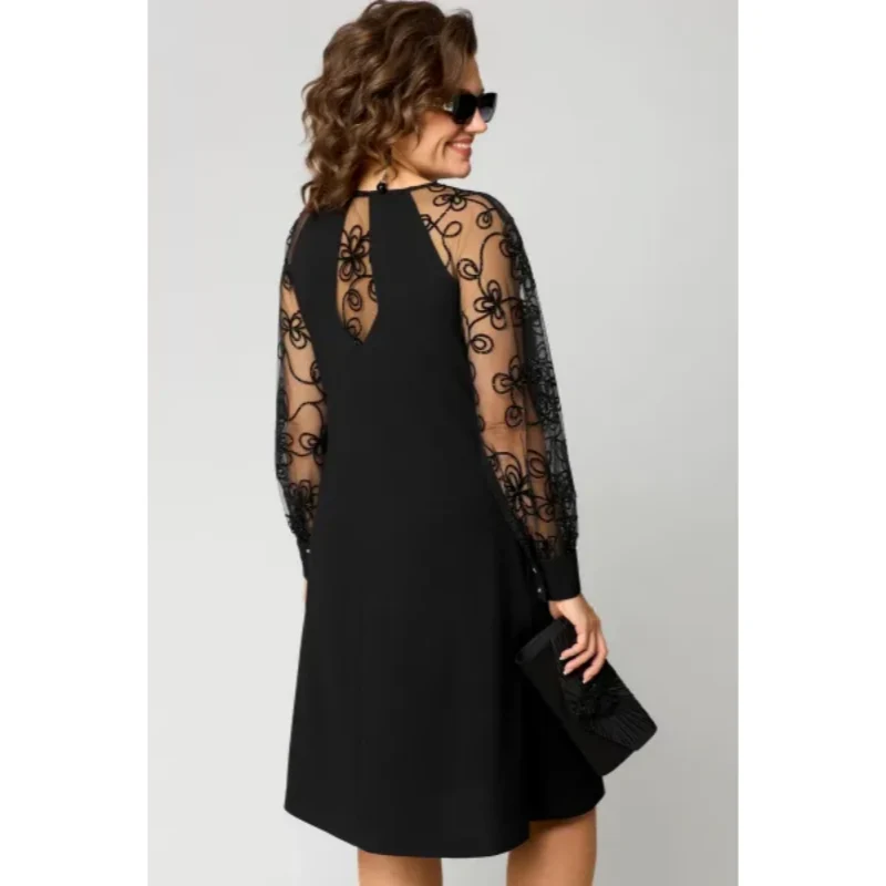 Johanna | Spitzen-Patchwork-Kleid mit Rundhals & langen Ärmeln