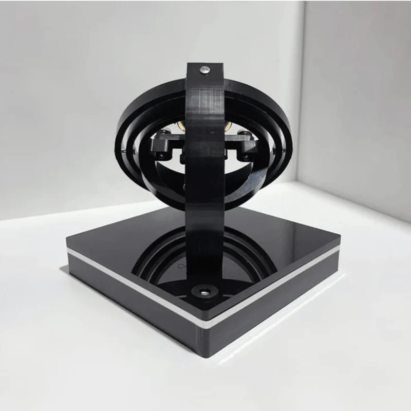 Lux Automatischer Uhrenbeweger mit Vitrine für mechanische Uhren