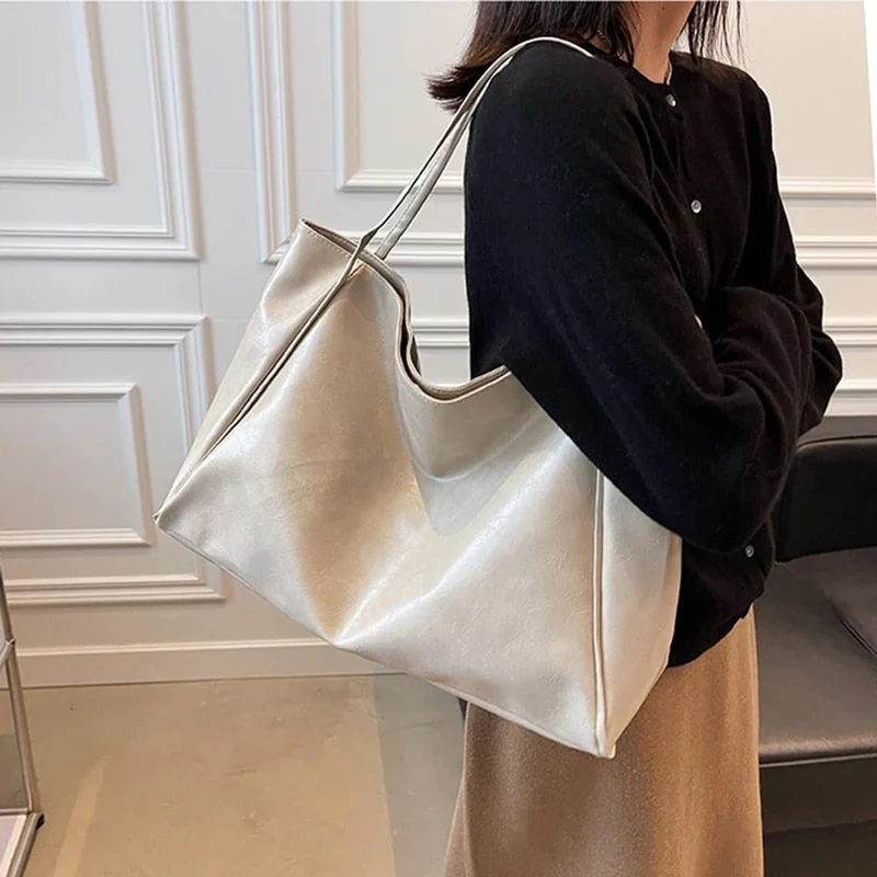 Lea | Damen Laptoptasche im Retro-Stil aus Kunstleder