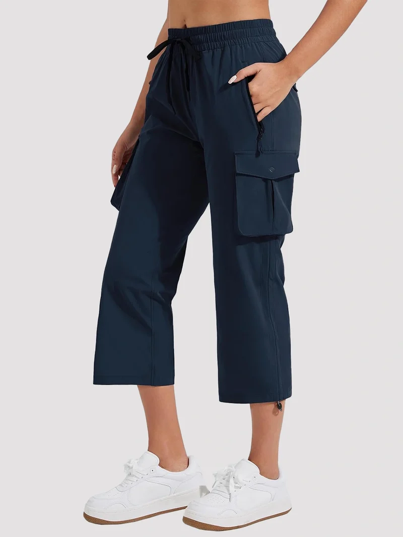 Women's Lightweight Quick-Dry Cargo Capri Pants