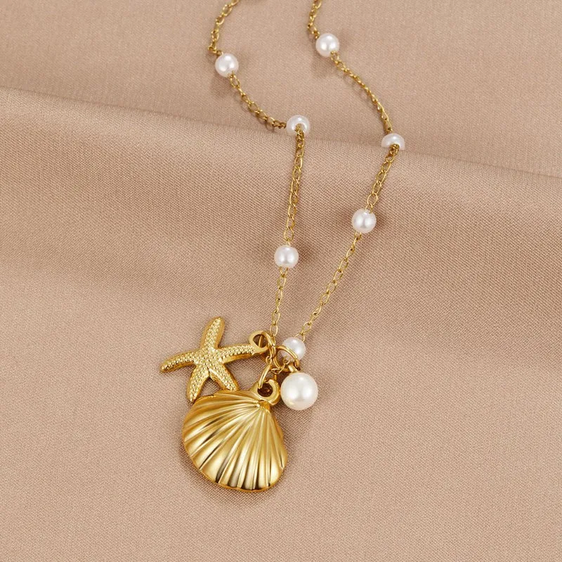 Aria Shell Charm Halskette
